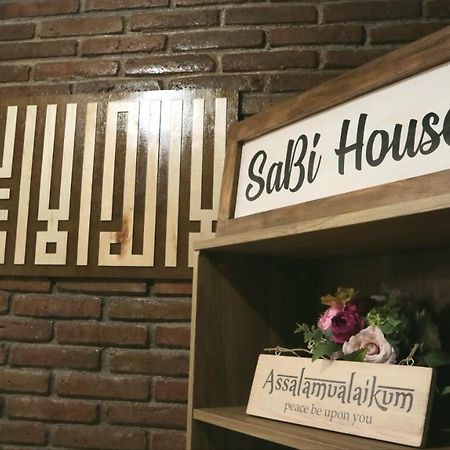 Sabi Guest House - Strategic Family -Married Couples Only- Hostel In Prawirotaman Yogyakarta Dış mekan fotoğraf