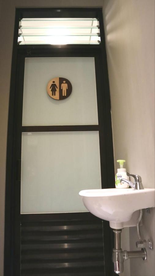 Sabi Guest House - Strategic Family -Married Couples Only- Hostel In Prawirotaman Yogyakarta Dış mekan fotoğraf