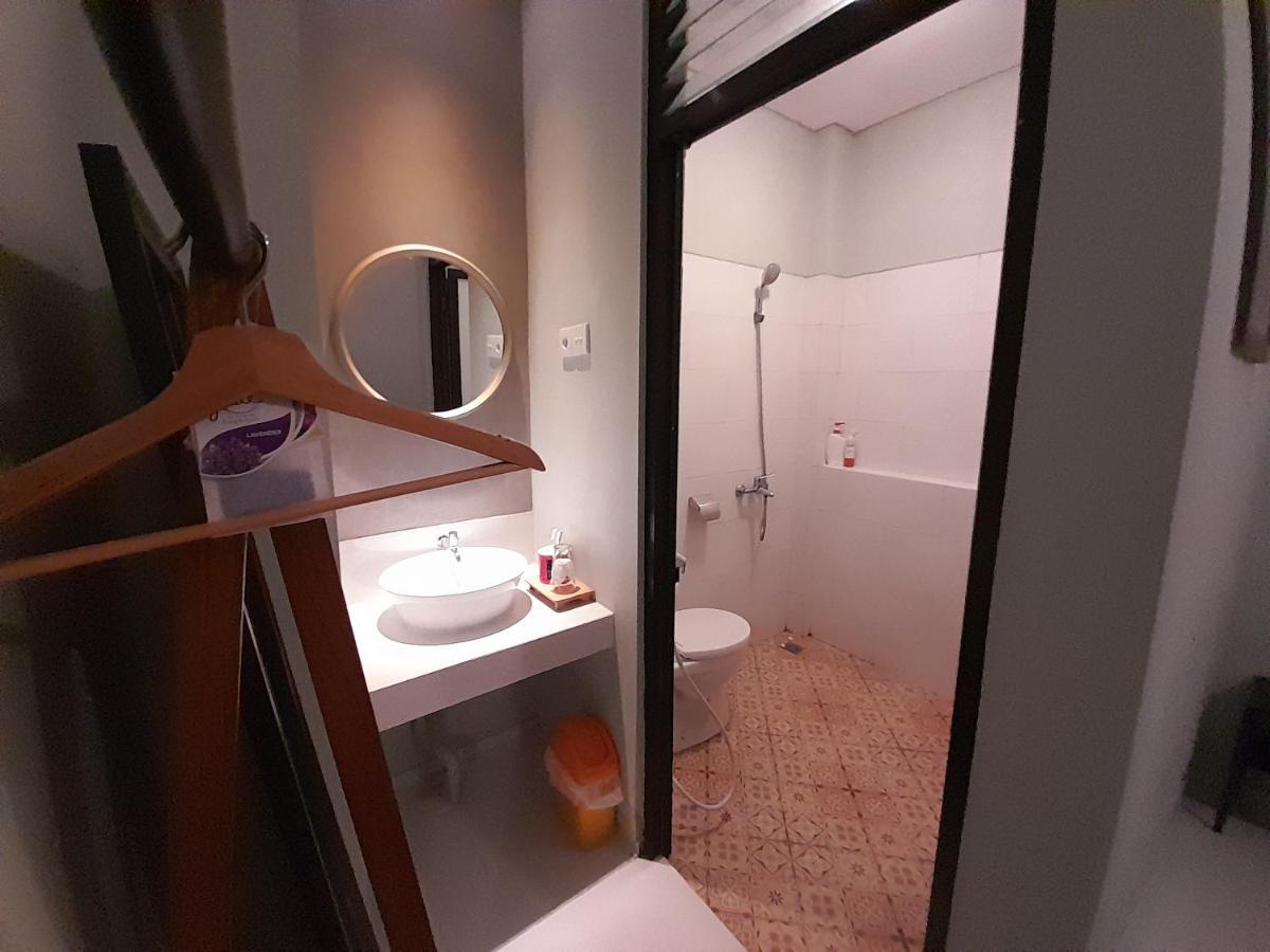 Sabi Guest House - Strategic Family -Married Couples Only- Hostel In Prawirotaman Yogyakarta Dış mekan fotoğraf