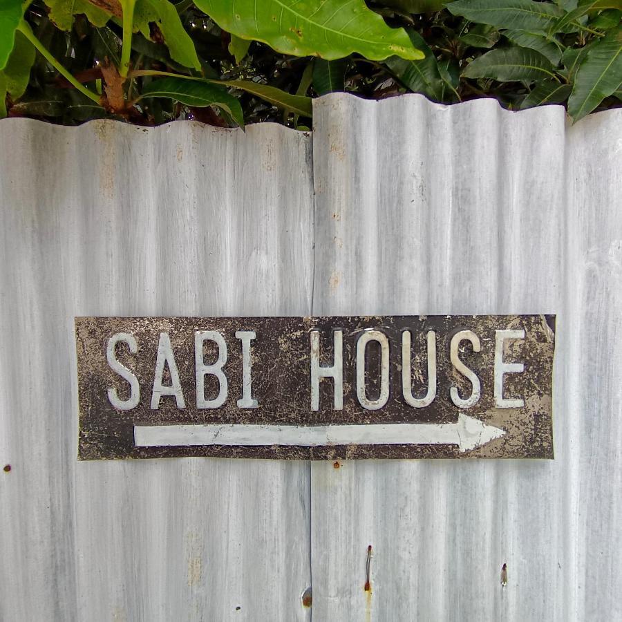 Sabi Guest House - Strategic Family -Married Couples Only- Hostel In Prawirotaman Yogyakarta Dış mekan fotoğraf